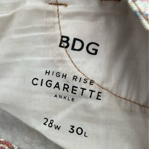 Urban Outfitters BDG Jeans - Picture 5 of 5